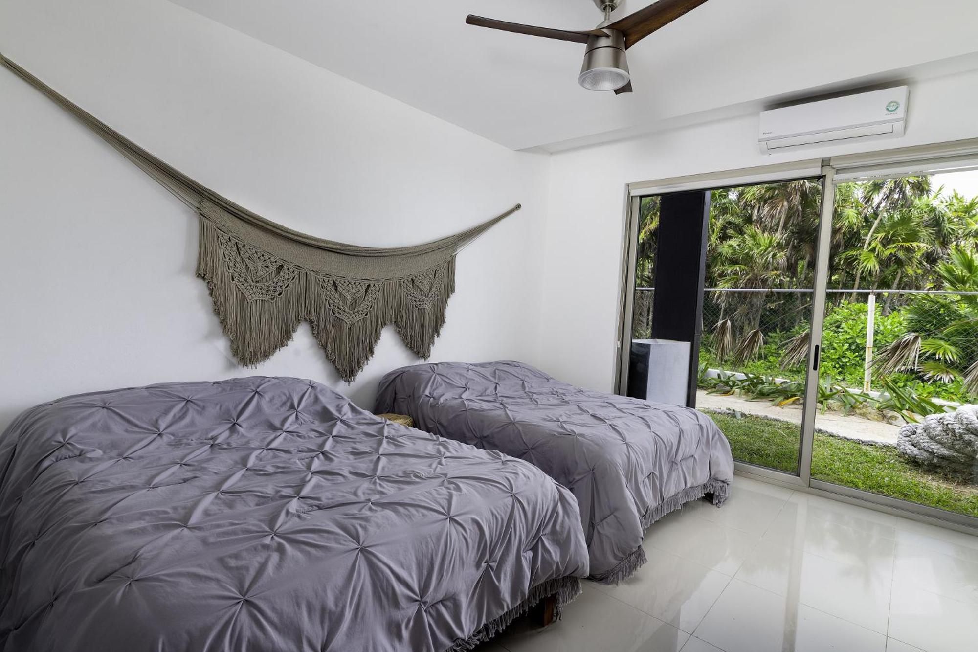 Angelina 28 Beachfront And Family Apartments - Modern And Relaxing Long Stays - 20 Min From Cancun Airport Puerto Morelos Exterior photo