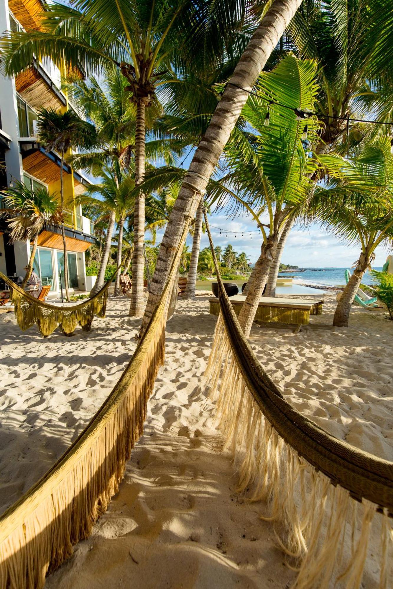 Angelina 28 Beachfront And Family Apartments - Modern And Relaxing Long Stays - 20 Min From Cancun Airport Puerto Morelos Exterior photo